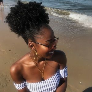 Meet your Posher, Destiny